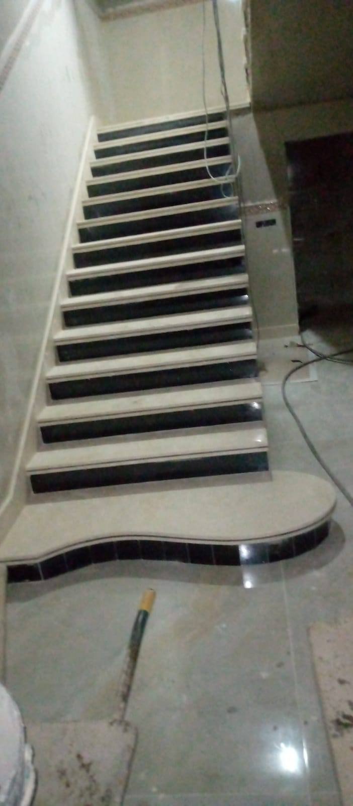 درج بالرخام