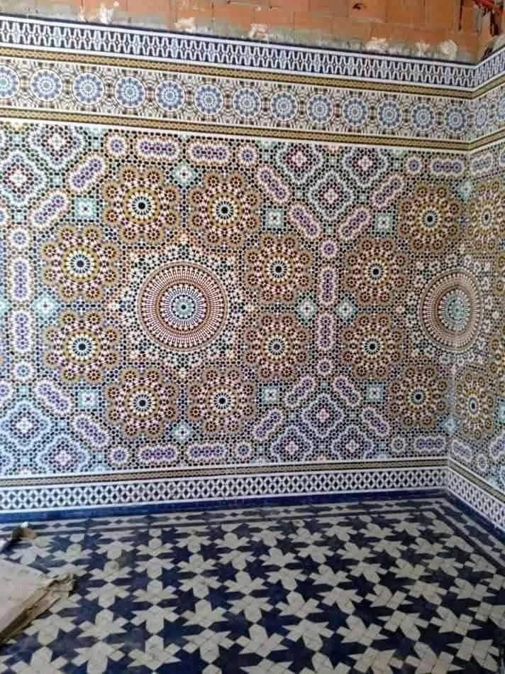 جدار مزخرف بالزليج